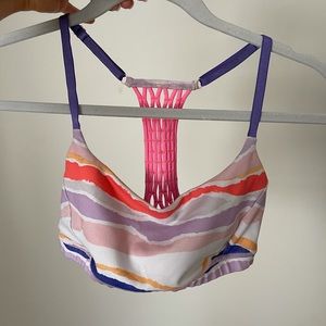 size 6 lulu sports bra
